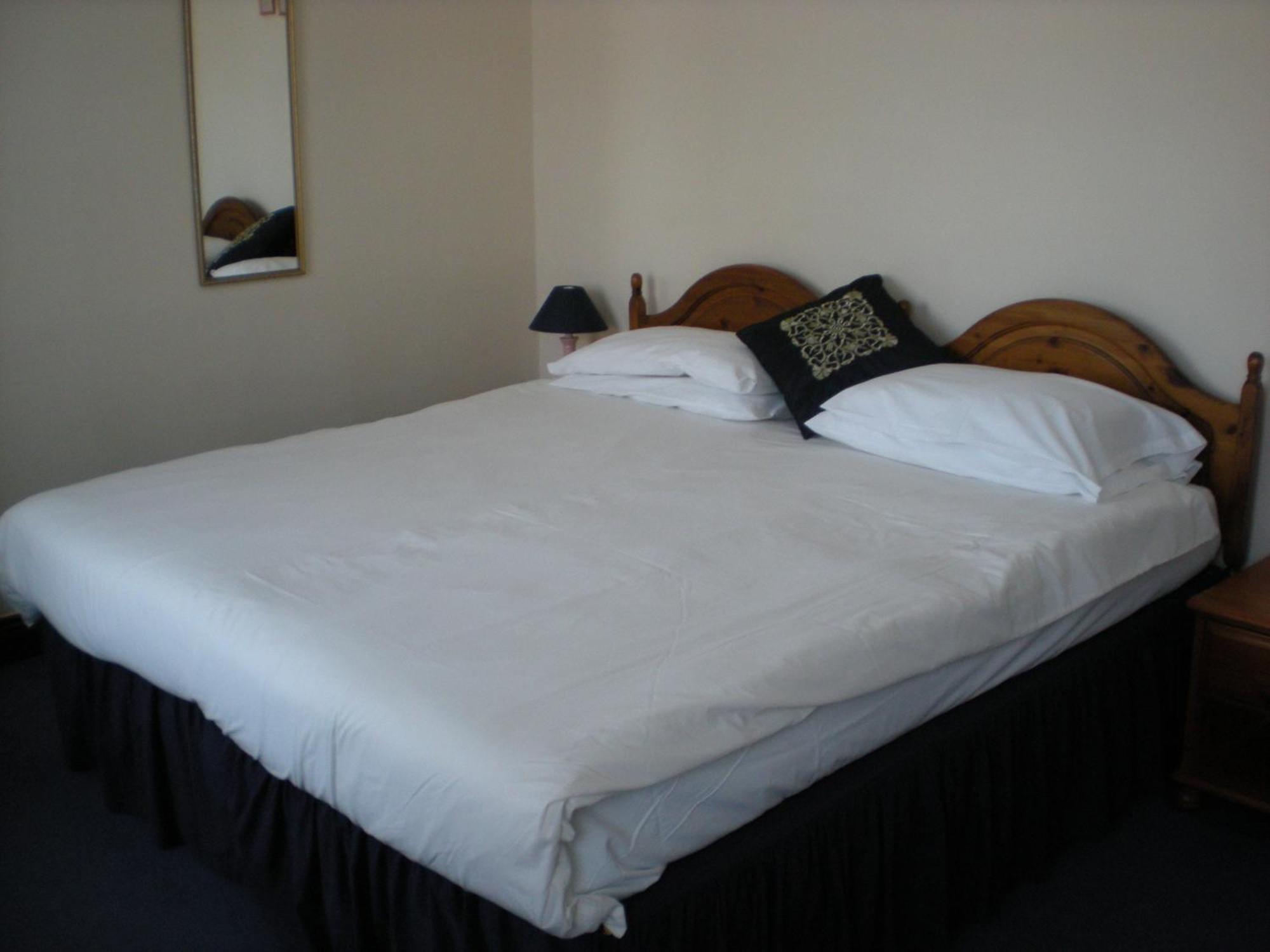 The Black Bull Inn And Hotel Coniston Bagian luar foto