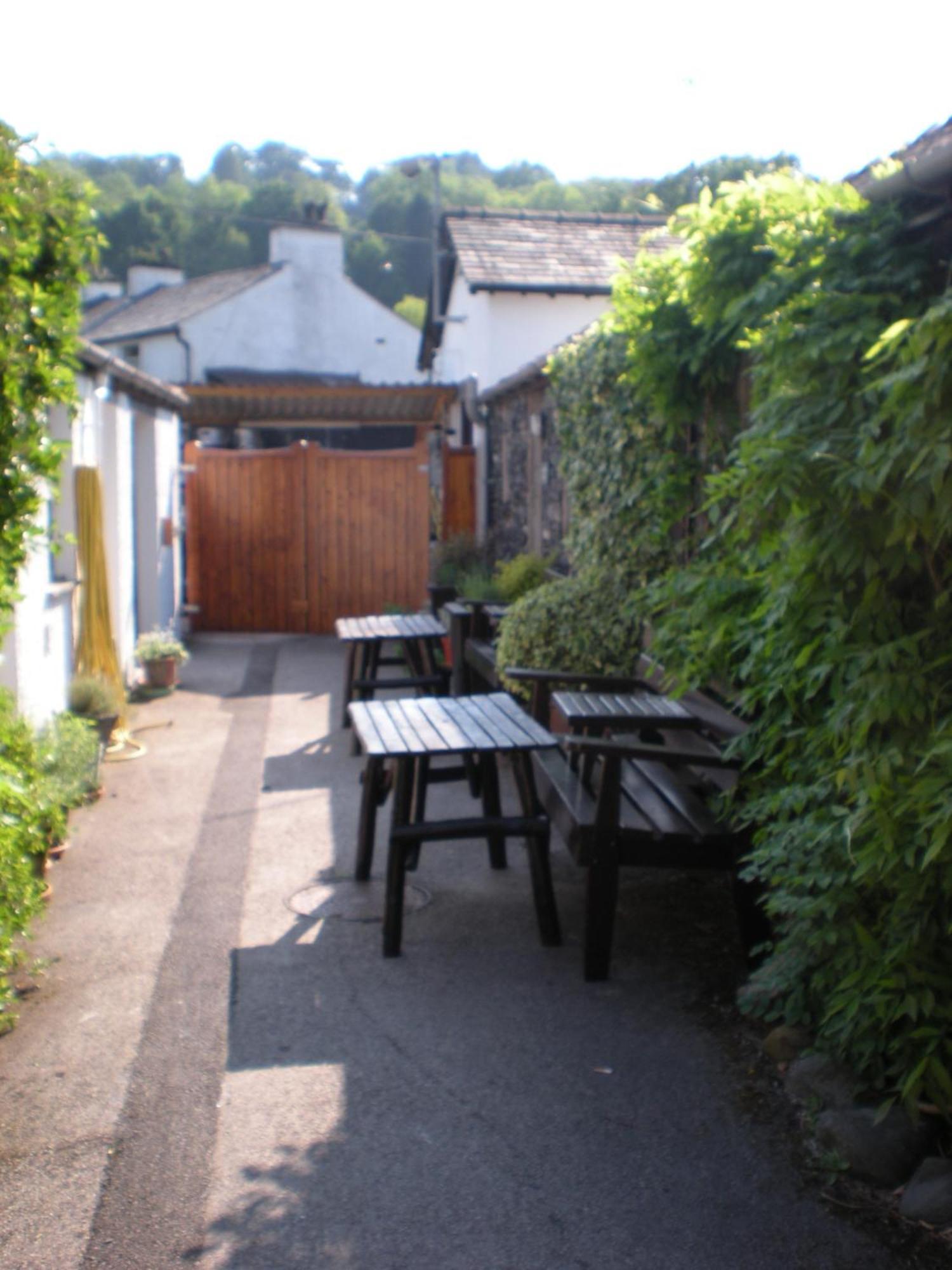 The Black Bull Inn And Hotel Coniston Bagian luar foto