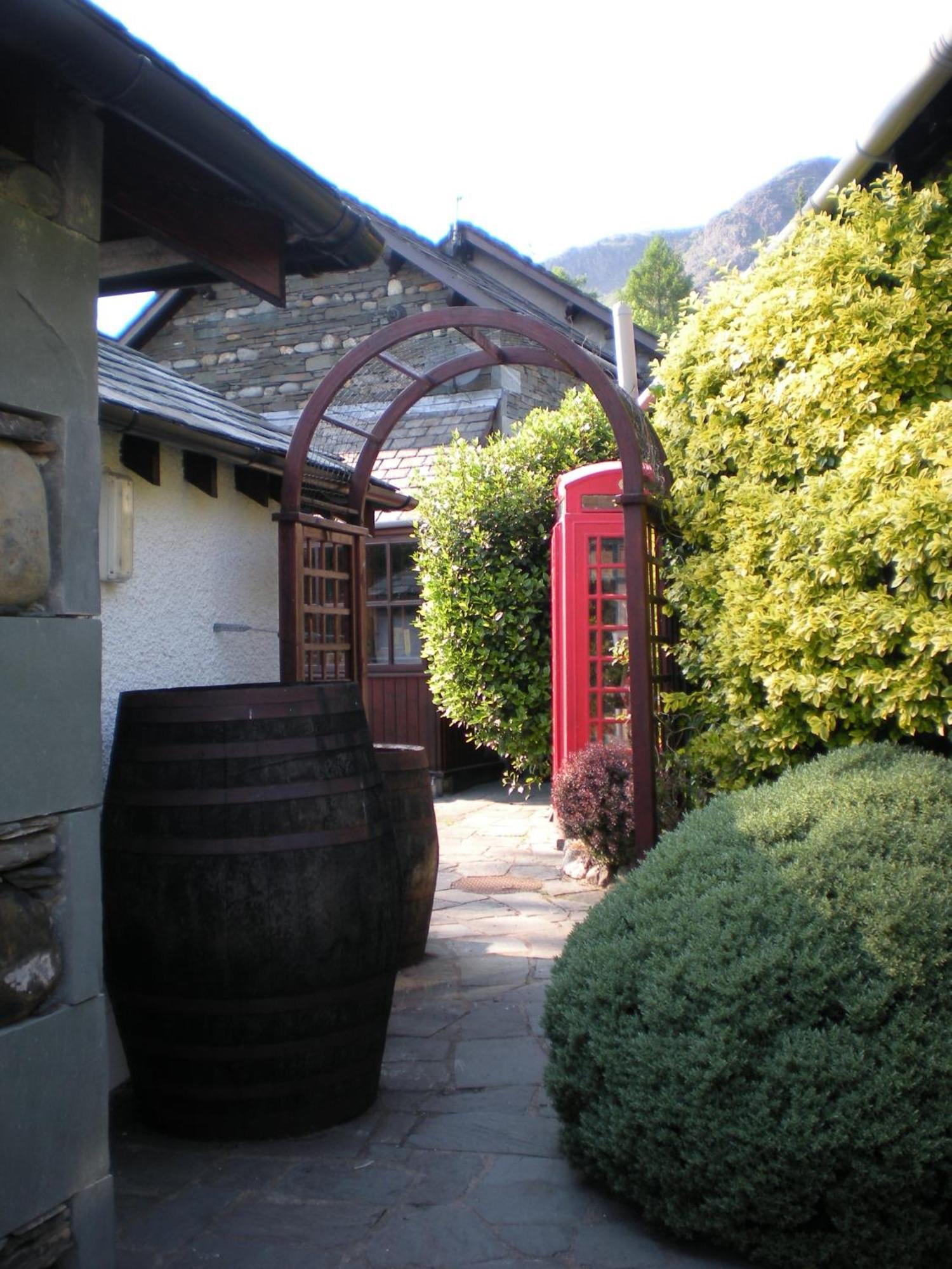The Black Bull Inn And Hotel Coniston Bagian luar foto